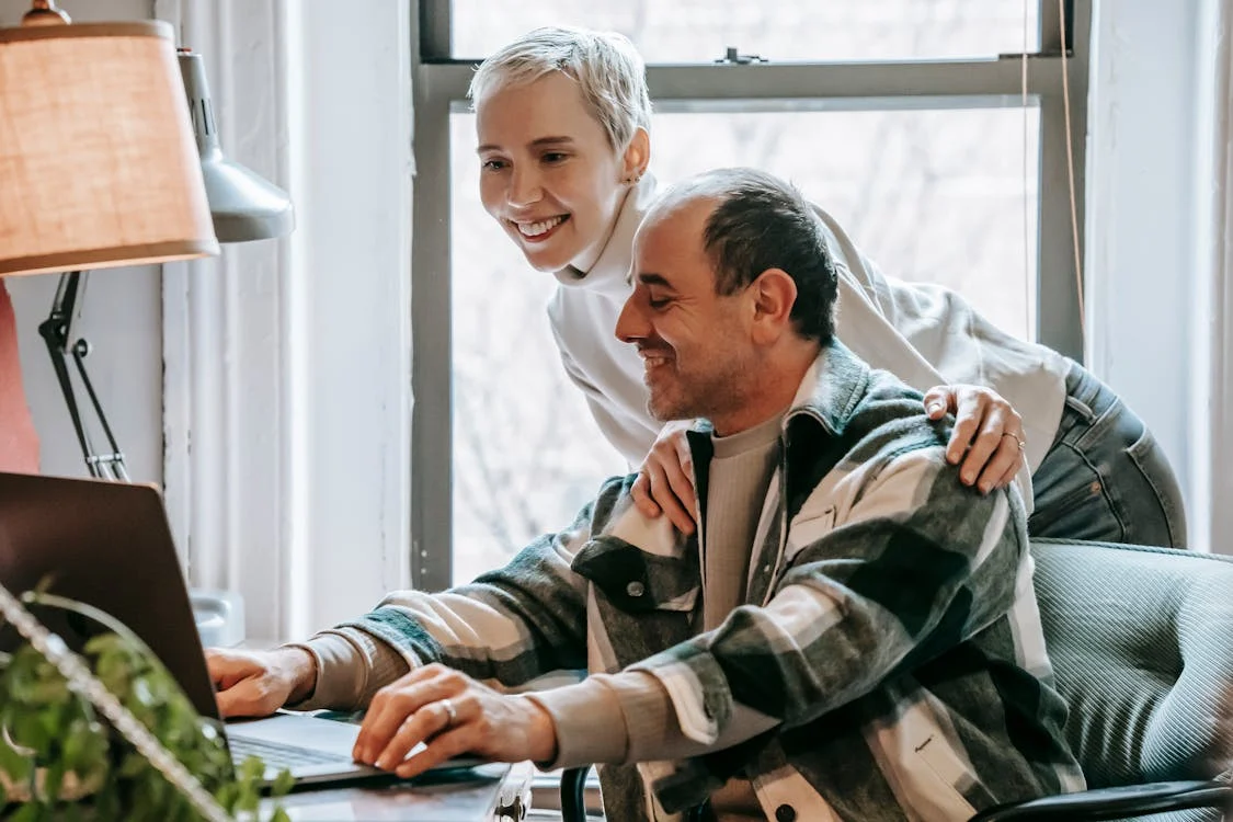 Arbeitsehepaare sind sich nah, was auch riskant sein kann